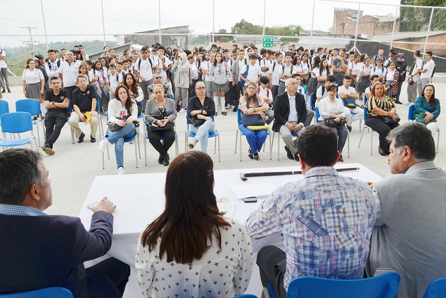 ALCALDE CONMEMORA DIA MUNDIAL DE LA ALIMENTACION 1