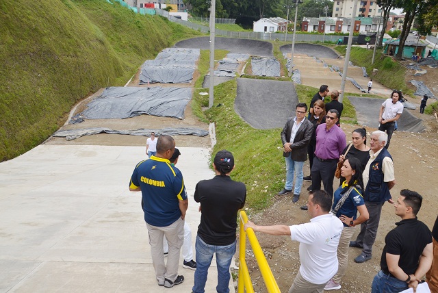 COLDEPORTES RECORRE ESCENARIOS DEPORTIVOS 3