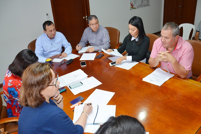 MARIA ISABEL ALCALDE EN REUNION DEL COMITE DE SEGUIMIENTO ELECTORAL 1